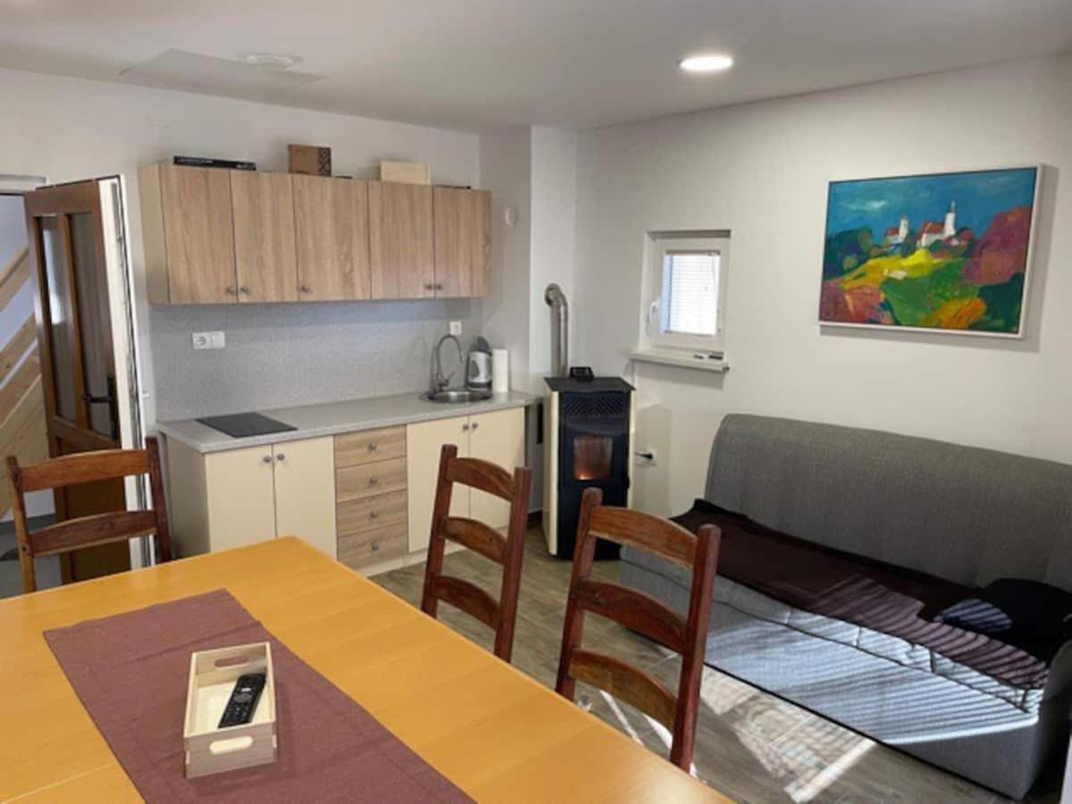 Pristava pri Mestinju Holiday House Zlacka Gorca מראה חיצוני תמונה